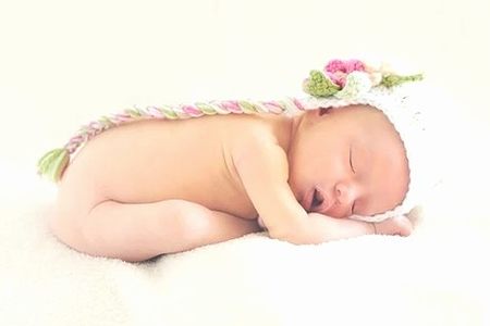 试管移植32天孕囊多大正常?除了看孕囊大小还看血hcg值 试管移植32天孕囊多大正常?除了看孕囊大小还看血hcg值