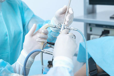 试管移植冻胚失败后不来月经需要去医院吗？